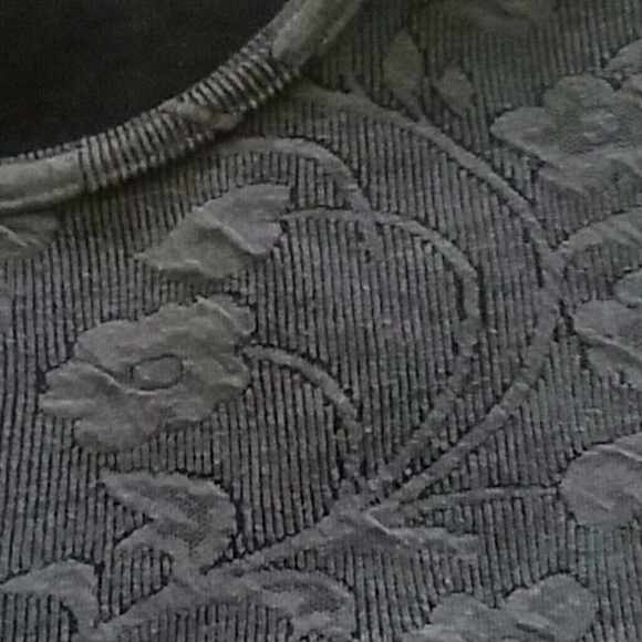 Jacquard Pattern Knit Top Size Medium - Picture 4 of 7